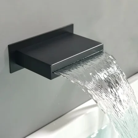 صباب شلال خط واحد عرض 20 سم اسود 37023NB