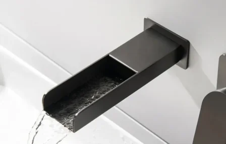 صباب شلال خط واحد عرض 5 سم اسود 37021NB